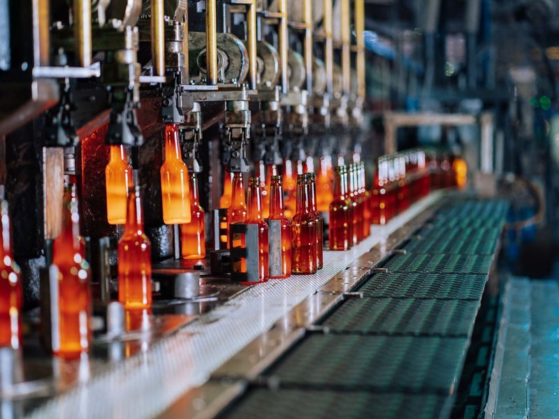 Image{width=800,height=600,url='https://www.aria.net/hubfs/industries/bottled-water-production/aria-bottled-water-production-transaction-closing-process.jpg',altText='How We Sell Your Bottled Water Production Company - Transaction Closing Process',fileId=null}