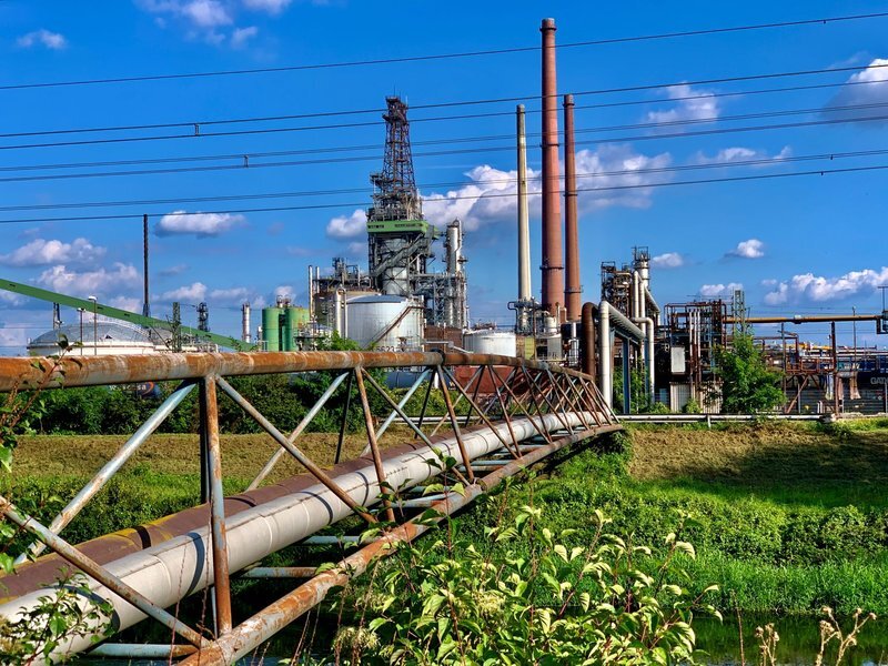Manufacturing Search Funds & Family Offices Buying Specialty Chemical Manufacturing Operations