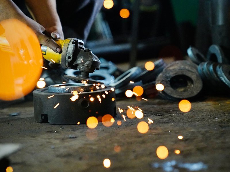 Industrial Hand Tool Manufacturing M&A Advisor Confidential Consultation