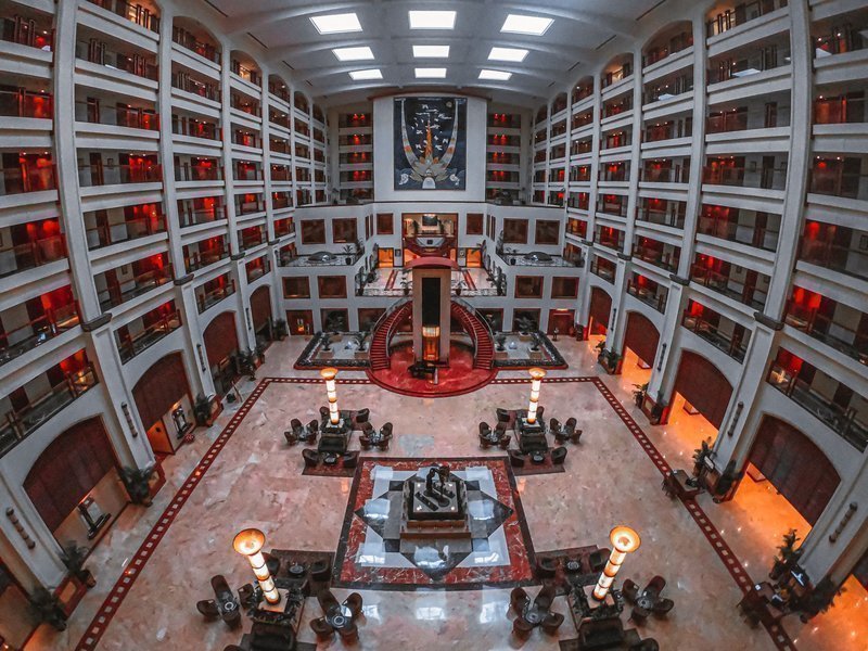 Image{width=800,height=600,url='https://www.aria.net/hubfs/industries/hospitality-hotels/aria-hospitality-hotels-transaction-closing-process.jpg',altText='',fileId=null}