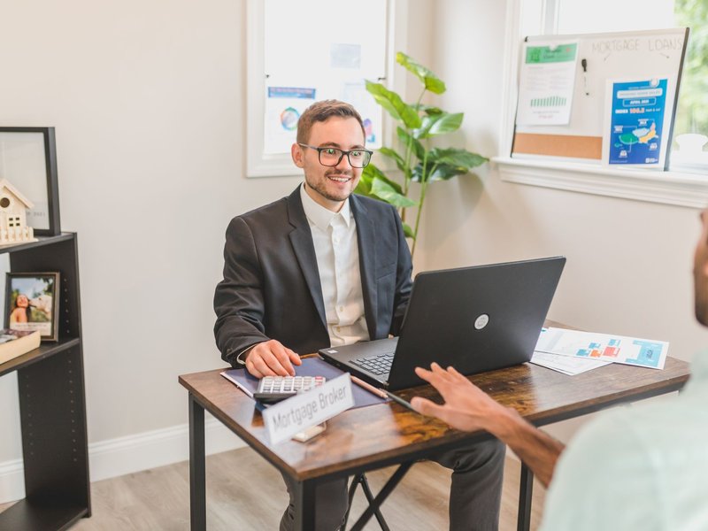 Strategic Financial Acquirers Acquiring Commercial Insurance Brokerages Companies