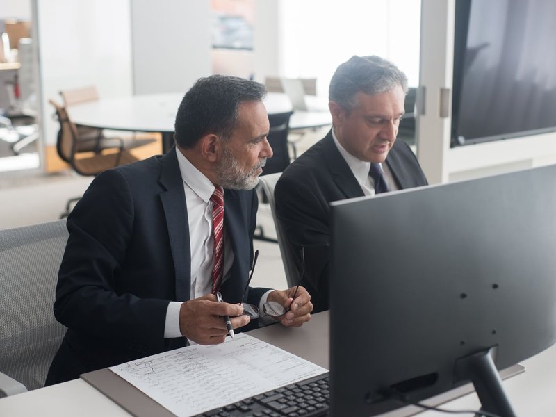 Image{width=800,height=600,url='https://www.aria.net/hubfs/industries/marketing-advertising/aria-marketing-advertising-ma-advisor-consultation.jpg',altText='',fileId=null}