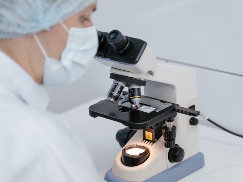 Strategic Healthcare Consolidators Acquiring Clinical & Medical Labs Companies