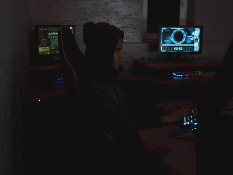 Image{width=800,height=600,url='https://www.aria.net/hubfs/industries/mssp-cybersecurity-firms/aria-mssp-cybersecurity-firms-transaction-closing-process.jpg',altText='',fileId=null}