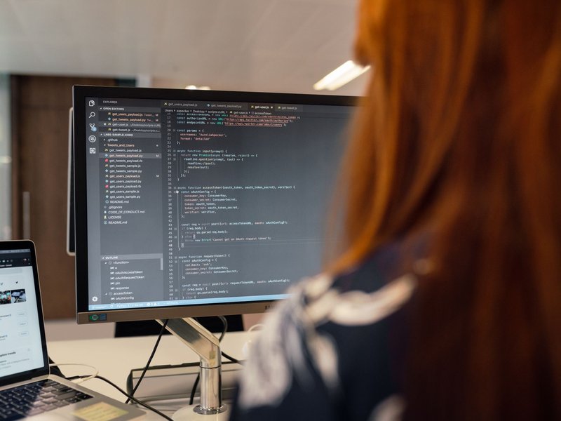 B2B Software Companies M&A Advisor Confidential Consultation