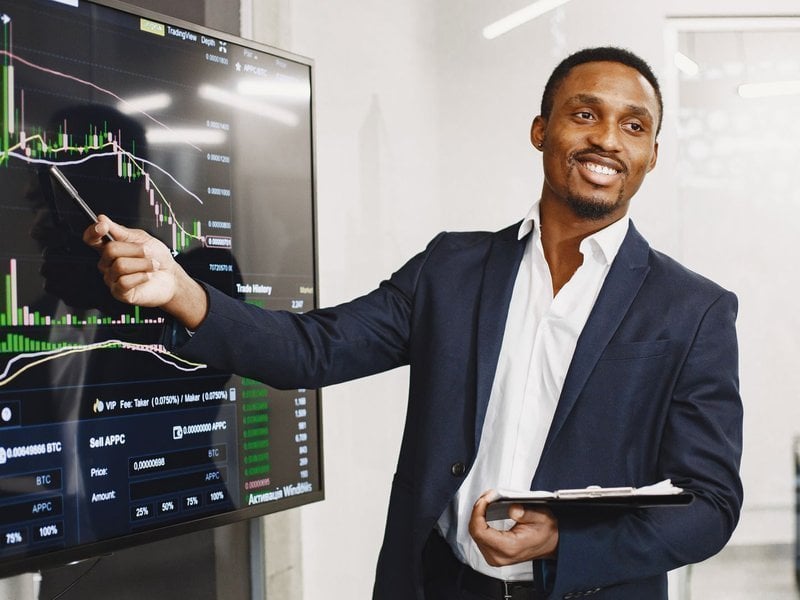 Image{width=800,height=600,url='https://www.aria.net/hubfs/industries/technology-businesses/aria-technology-businesses-transaction-closing-process.jpg',altText='',fileId=null}